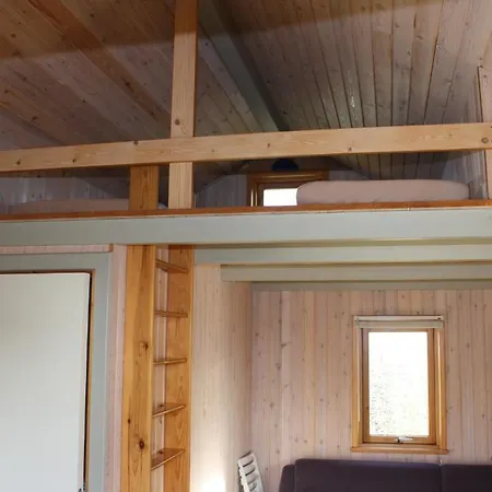 キャンプ場 By Camping & Cottages *